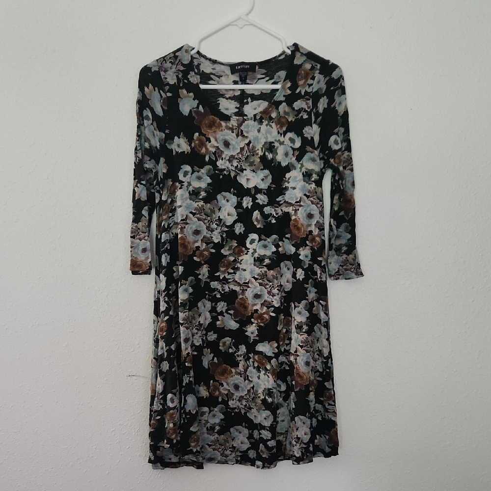 🎊4/$20 // KAREN KANE: Floral Dress